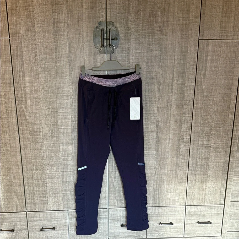 Lululemon Runderful Pant.‎